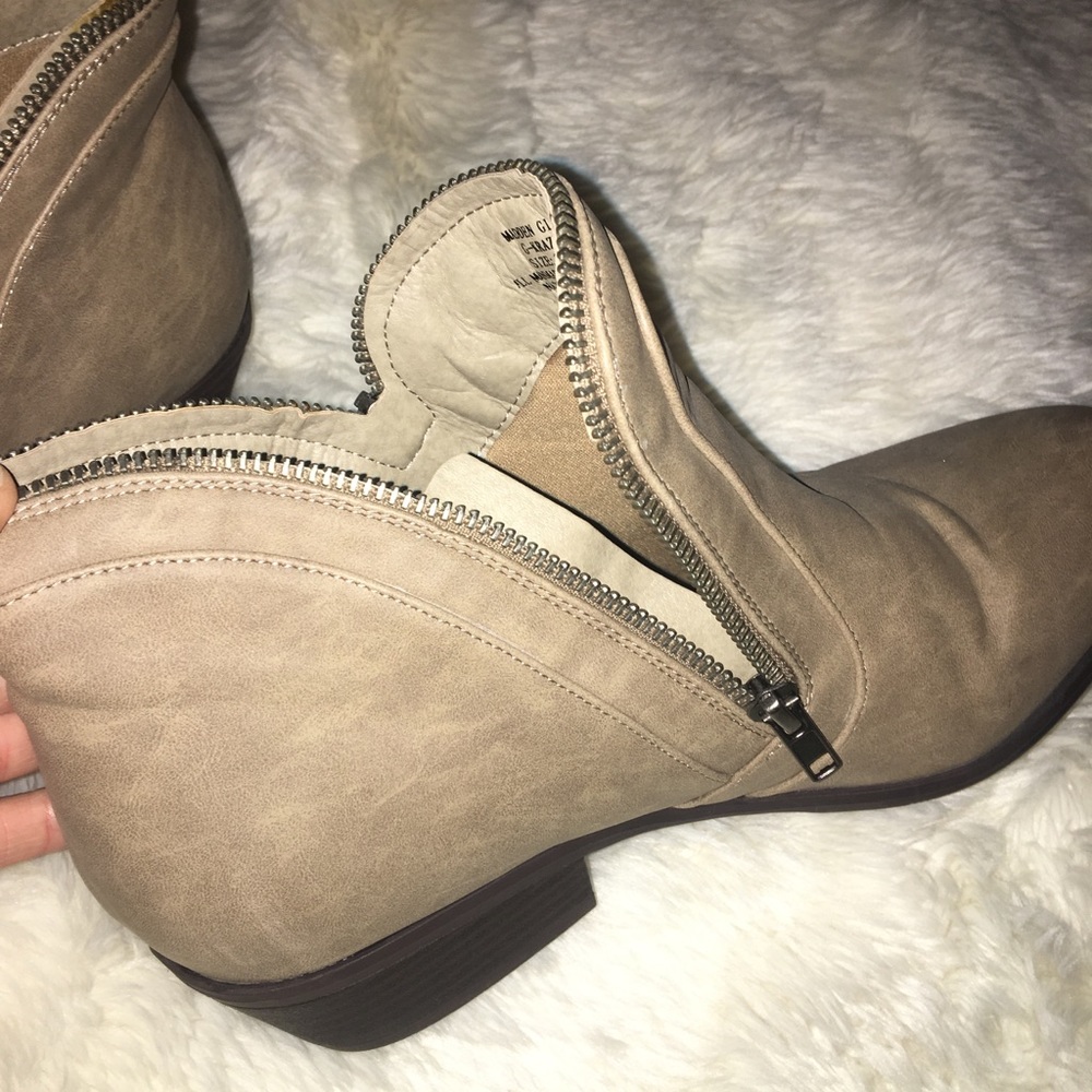 Zippered booties - Picture 4 of 5